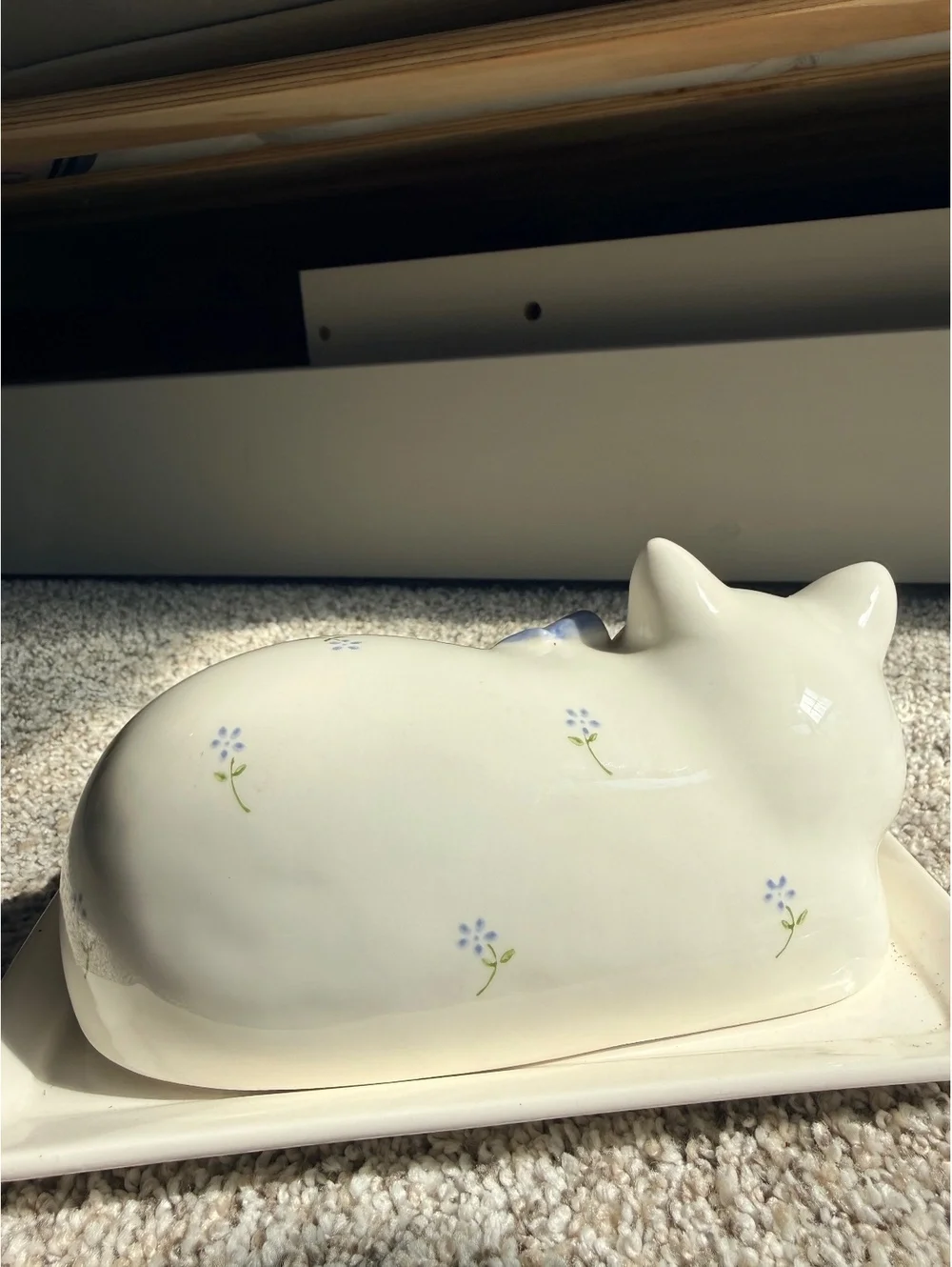 Vintage Otagiri Ceramic Sleeping Cat Trinket Dish with Blue Bow